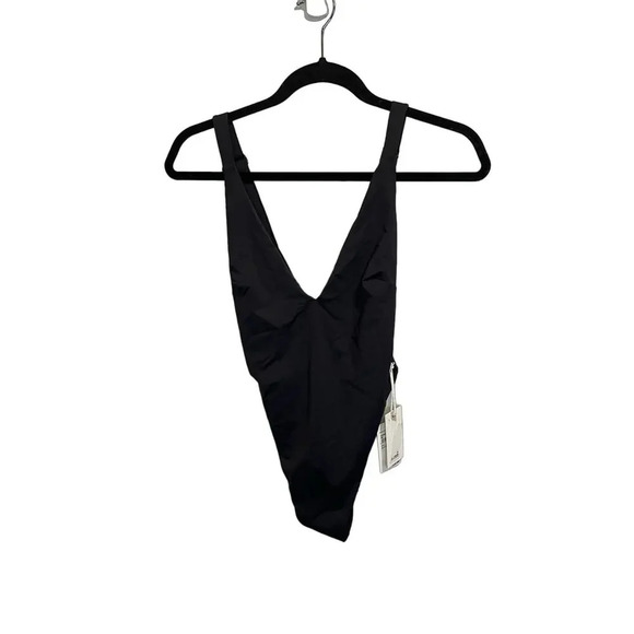 Good American Layout One Piece Swimsuit - Picture 2 of 8